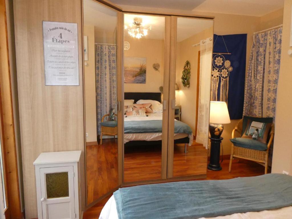 Chambre Le Mas D'Adelice Taulignan Exteriör bild